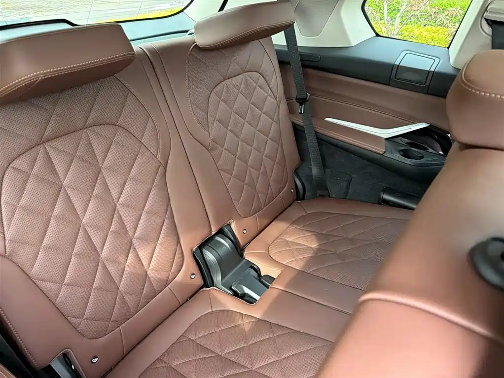 BMW X7 2024 xDrive40i Leading Luxury Package фото 13