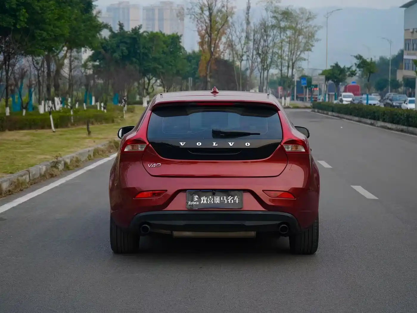 Фото 5 - Volvo V40
