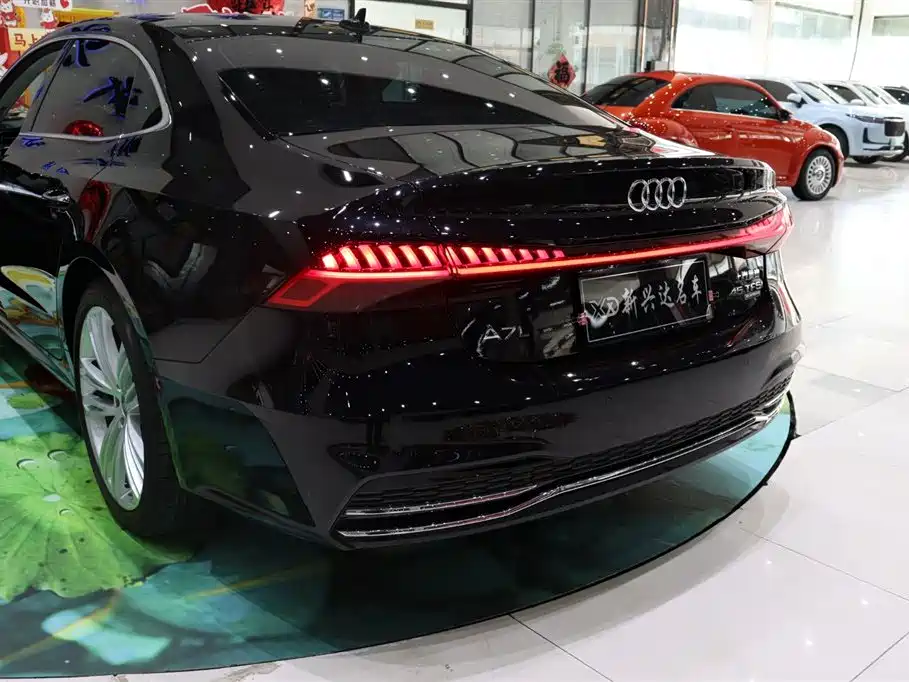 Audi A7L 2024 45 TFSI quattro Premium Luxury фото 25