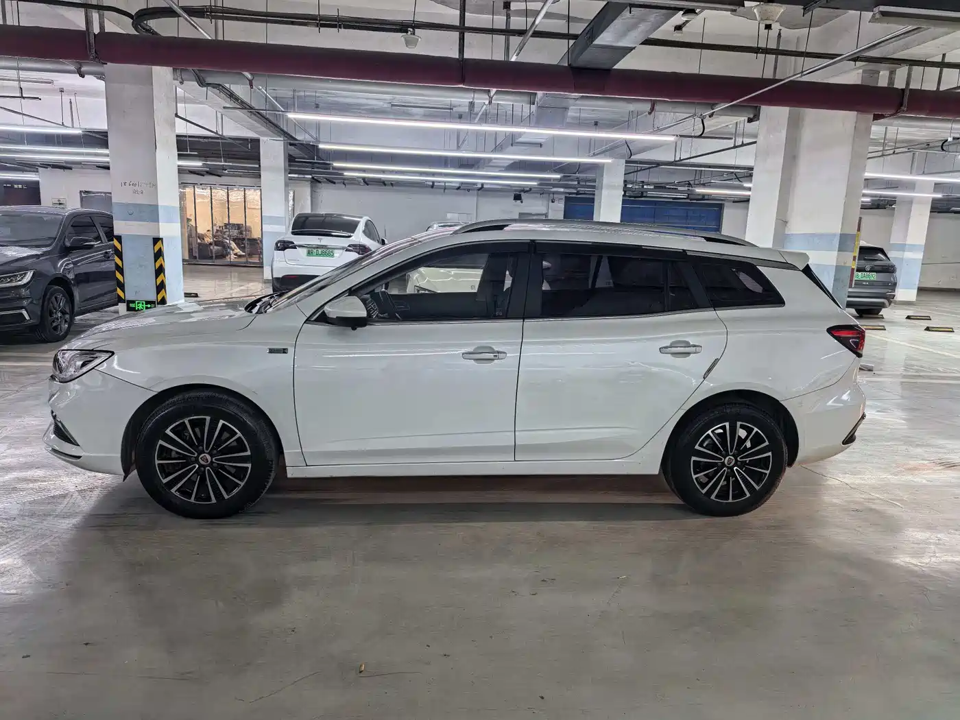 ROEWE EI5