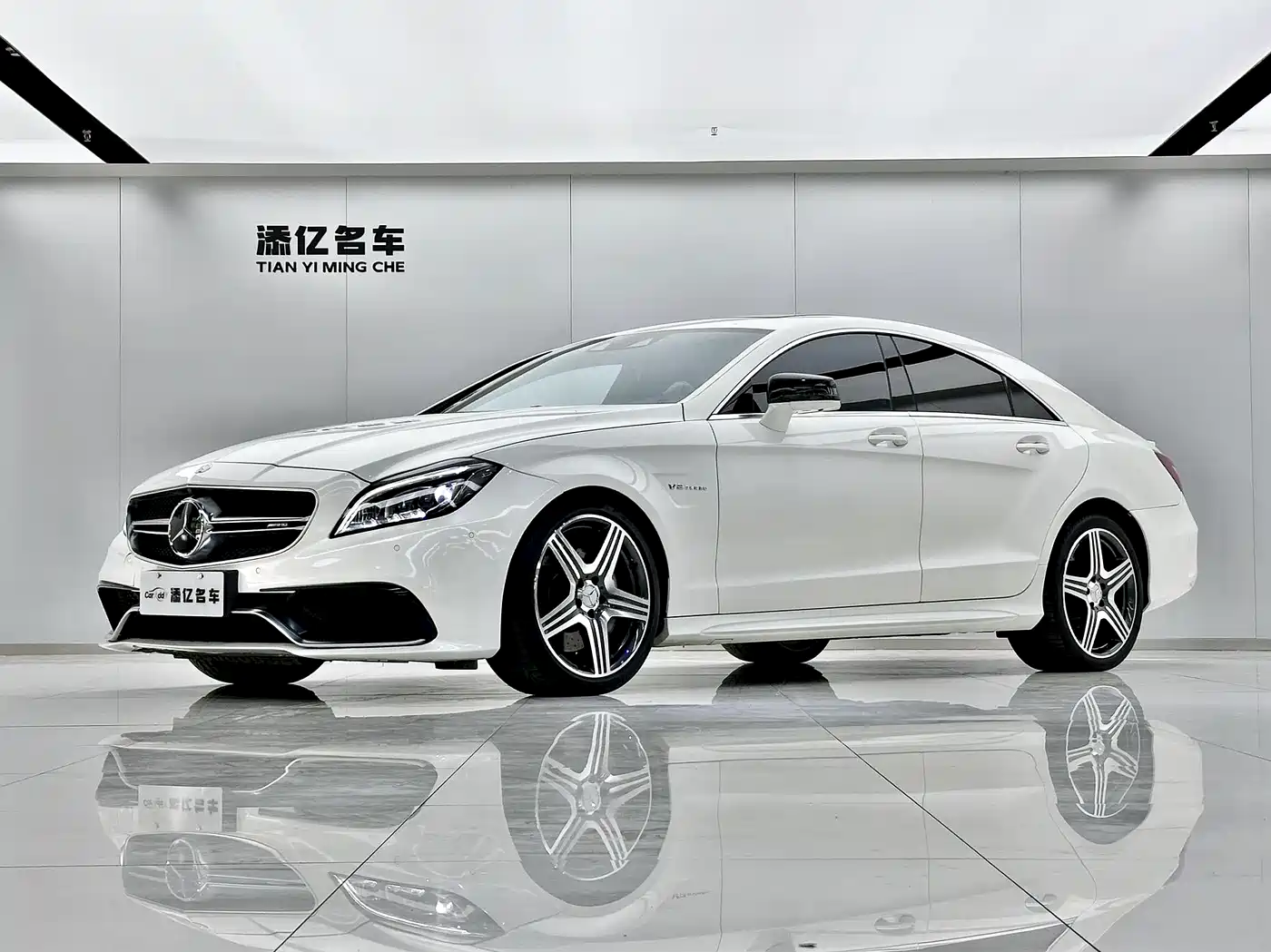 Mercedes-Benz CLS AMG 2015 AMG CLS 63 4MATIC