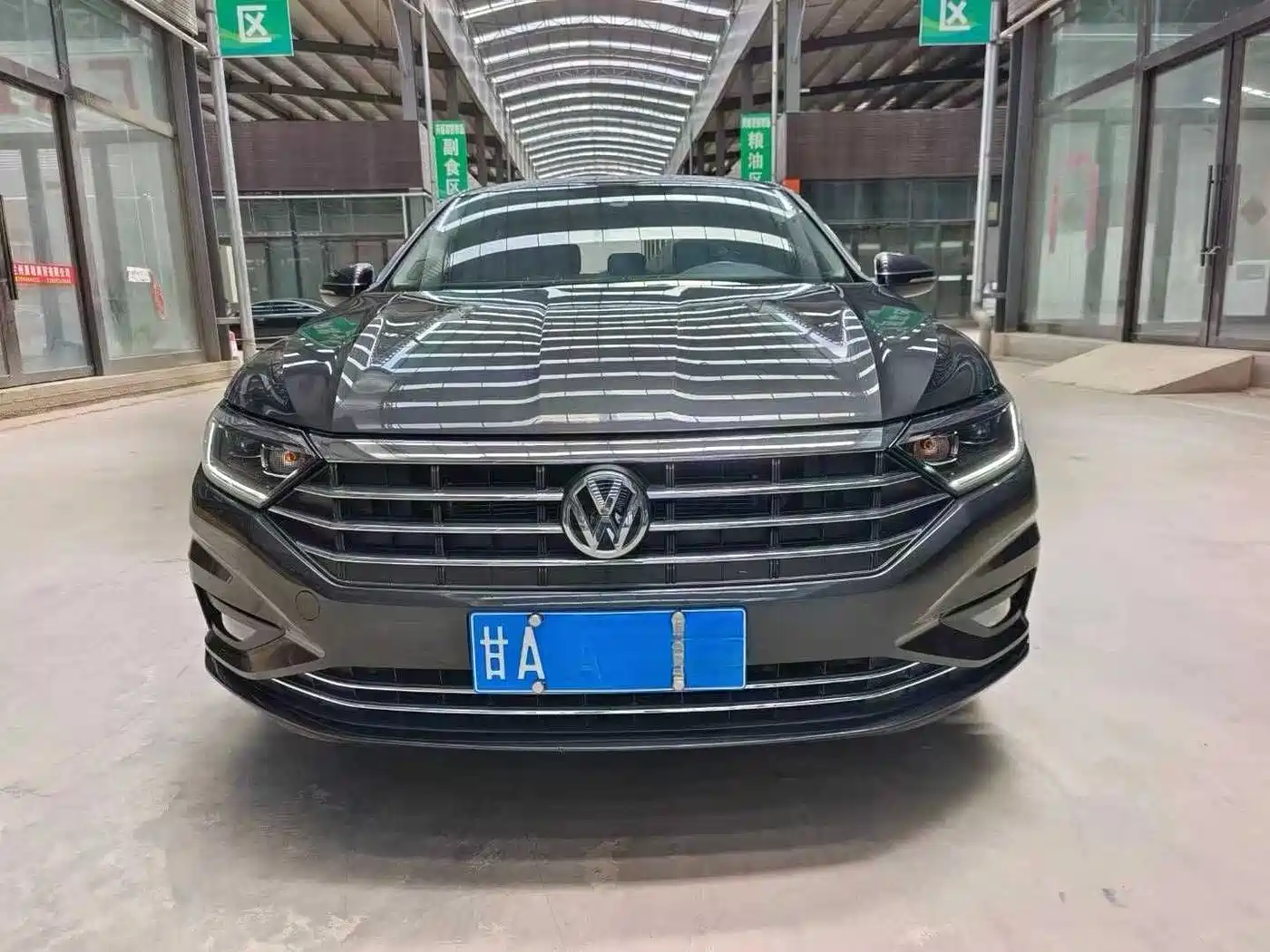 Volkswagen Sagitar 2022 280TSI DSG Surpassing Edition фото 2