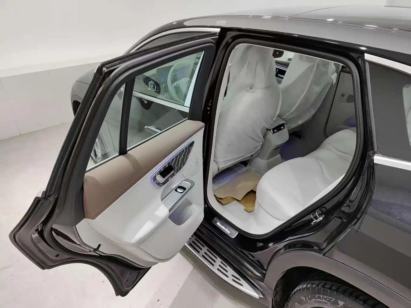Mercedes-Benz EQE SUV 2024 500 4MATIC Pioneer Edition фото 7