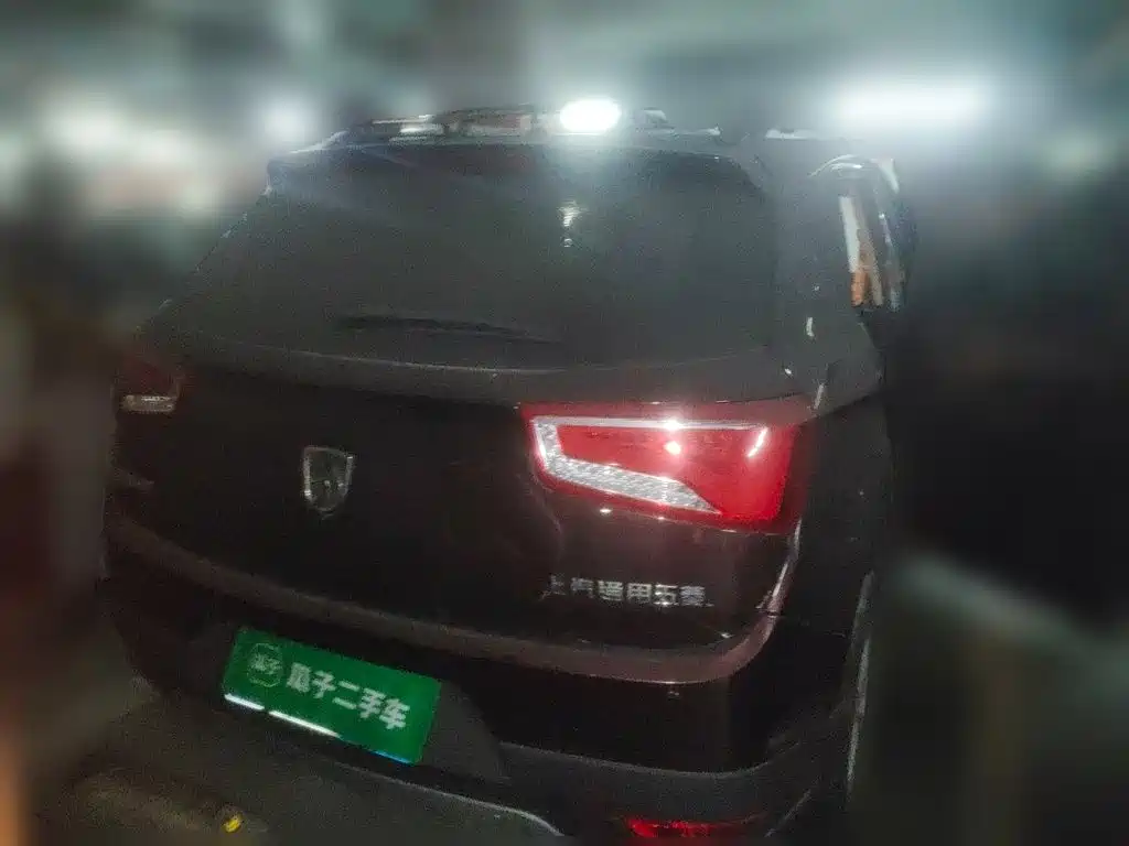 Фото 10 - Baojun 560