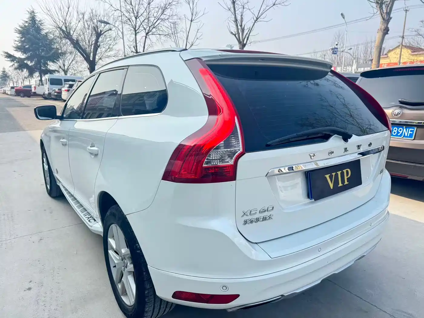 VOLVO XC60