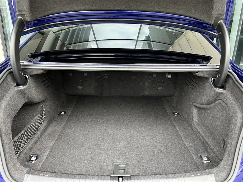 Audi A6L 2019 45 TFSI quattro Exclusive Elegance фото 9