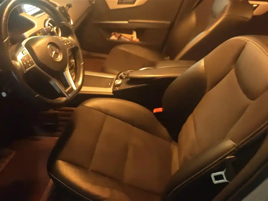 Mercedes-Benz GLK-Class 2015 GLK 260 4MATIC Fashion Ultimate Edition фото 9