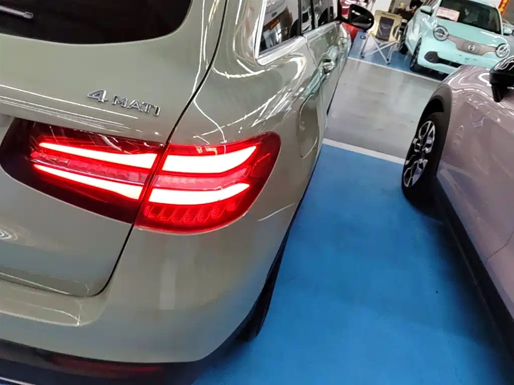 Mercedes-Benz GLC 2016 GLC 200 4MATIC фото 8