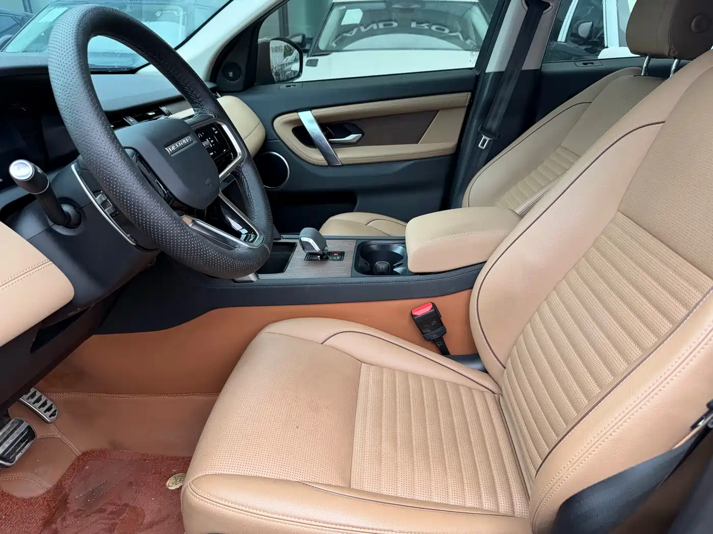 Land Rover Discovery Sport 2024 Performance Technology Edition фото 9