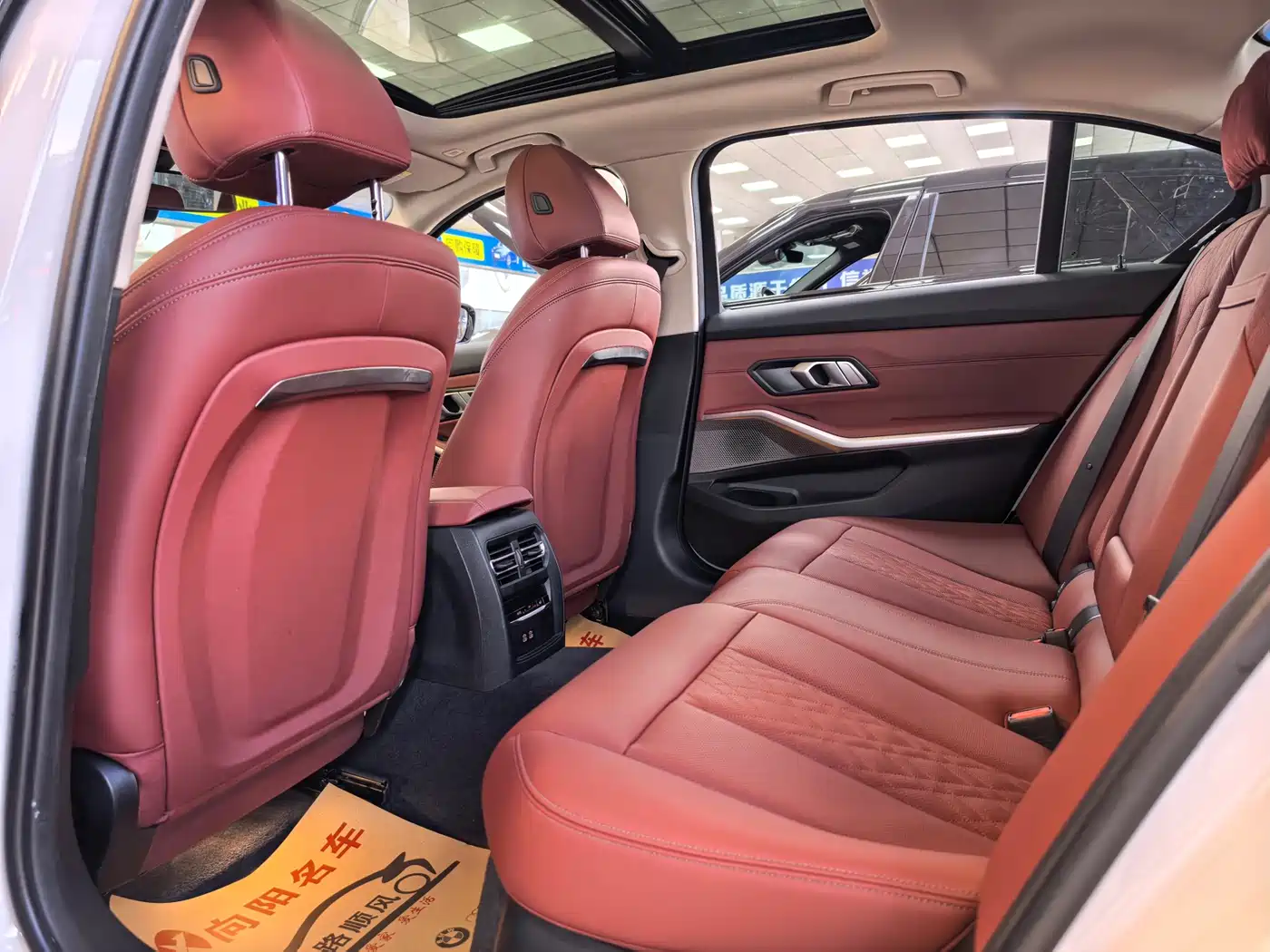 BMW 3 Series 2023 320Li M Sport Package фото 11