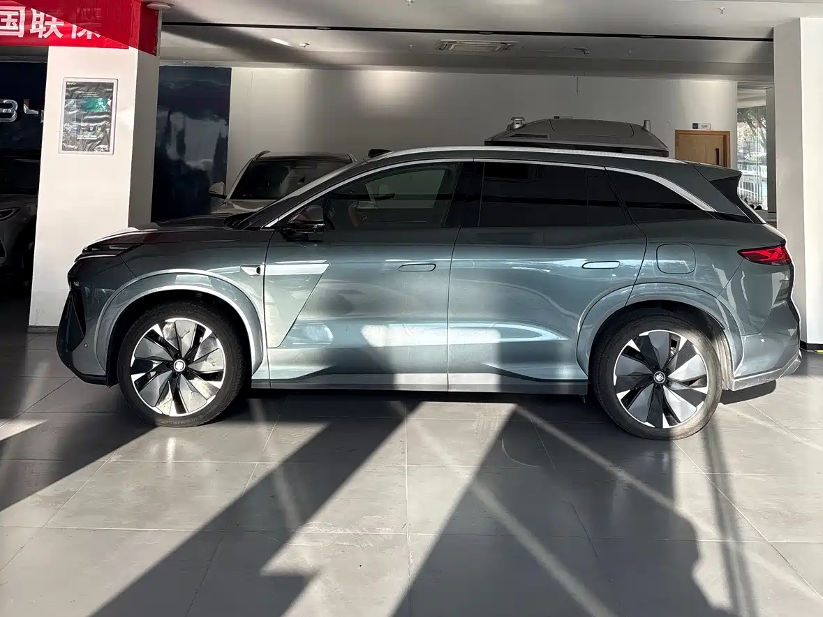 BYD Tang L 2025 DM 175KM Drone Player Edition фото 3