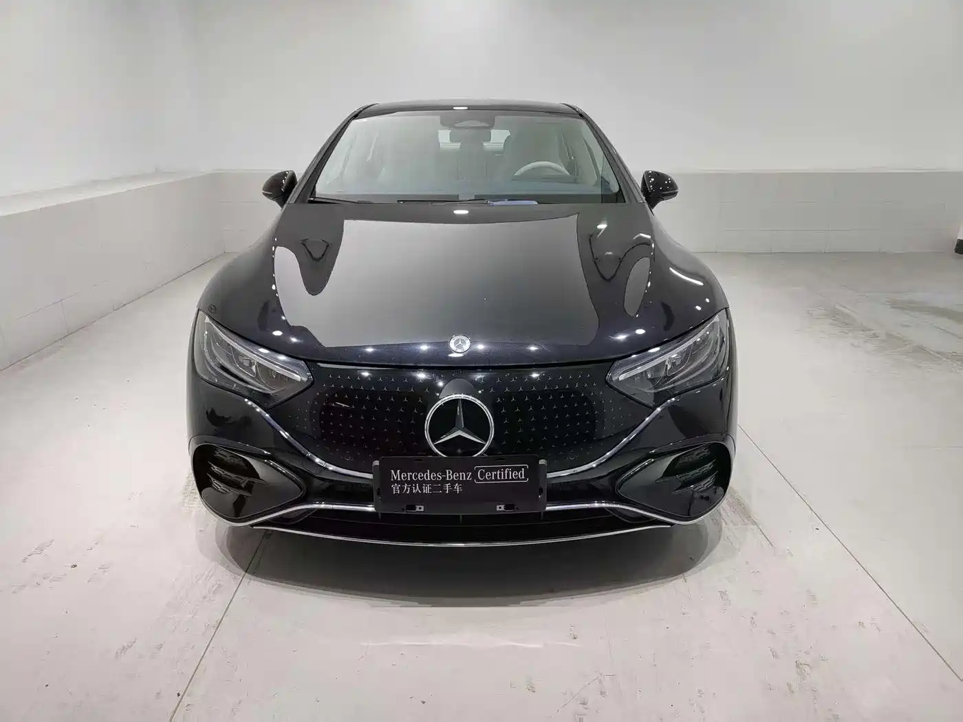 Mercedes-Benz EQE 2025 500 4MATIC Pioneer фото 3
