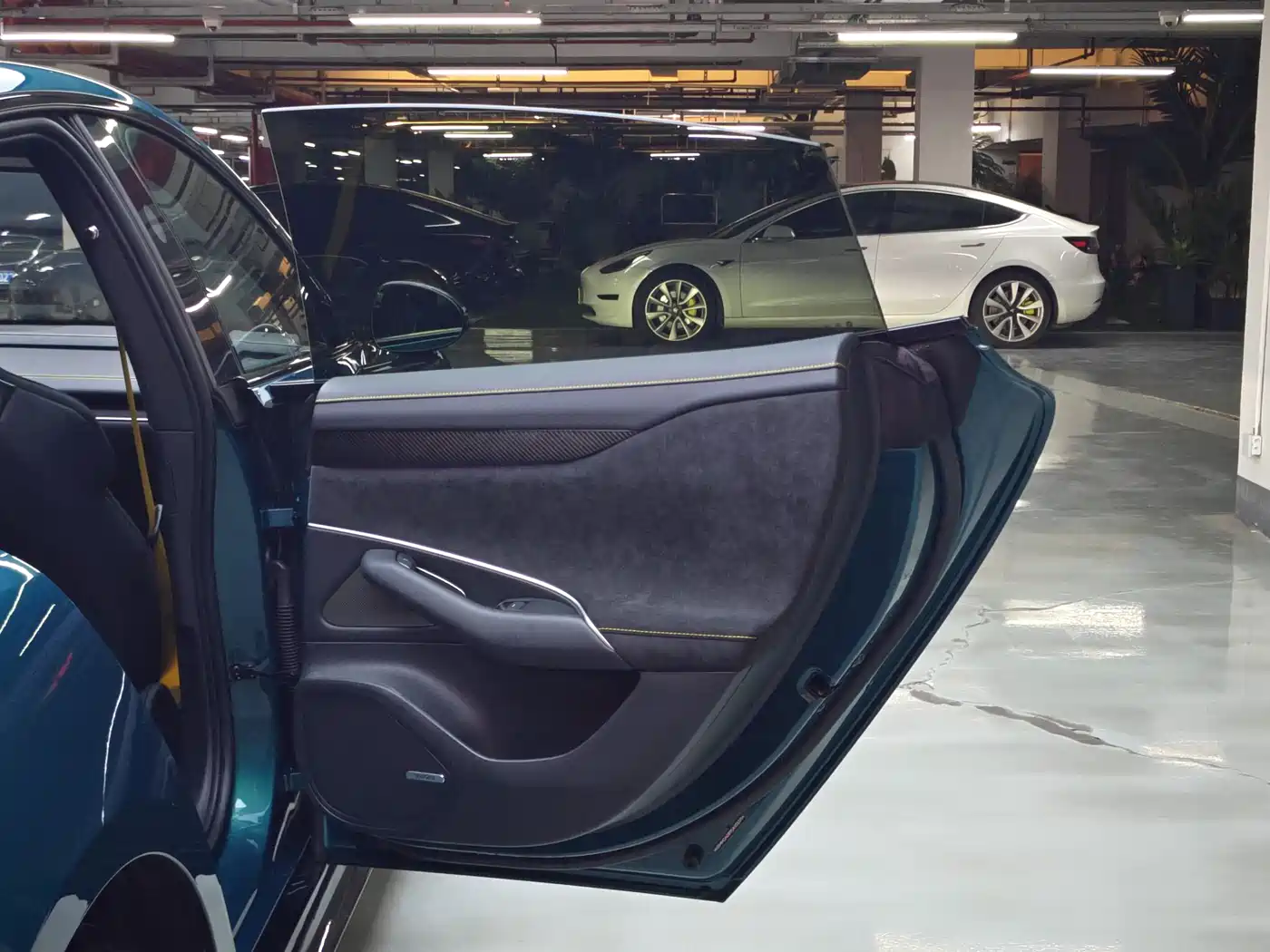 XIAOMI CAR XIAOMI SU7 ULTRA