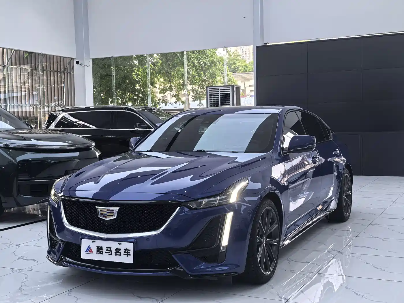 CADILLAC CT5