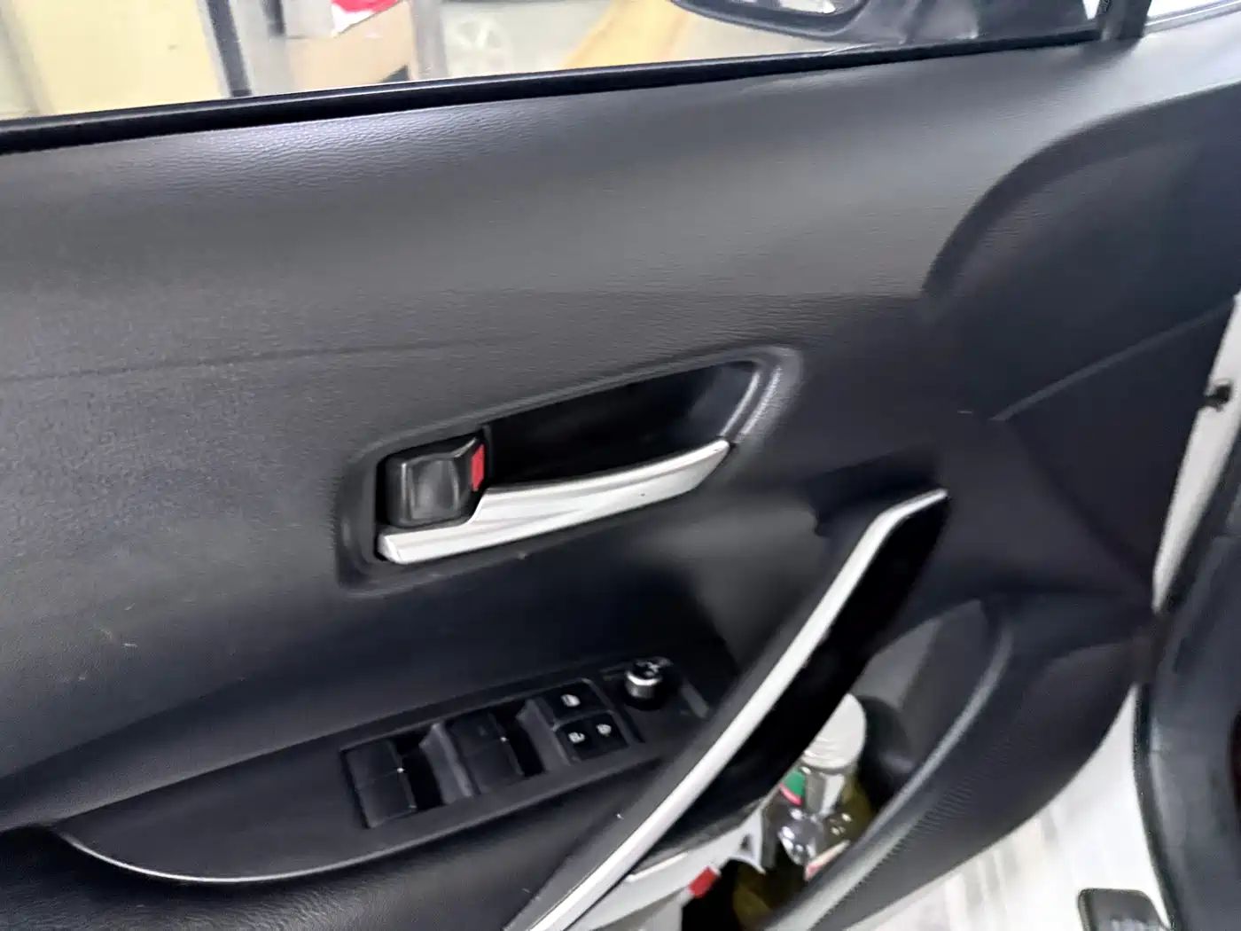 Toyota Corolla 2019 Hybrid 1.8L E-CVT GL-i Elite Edition фото 9