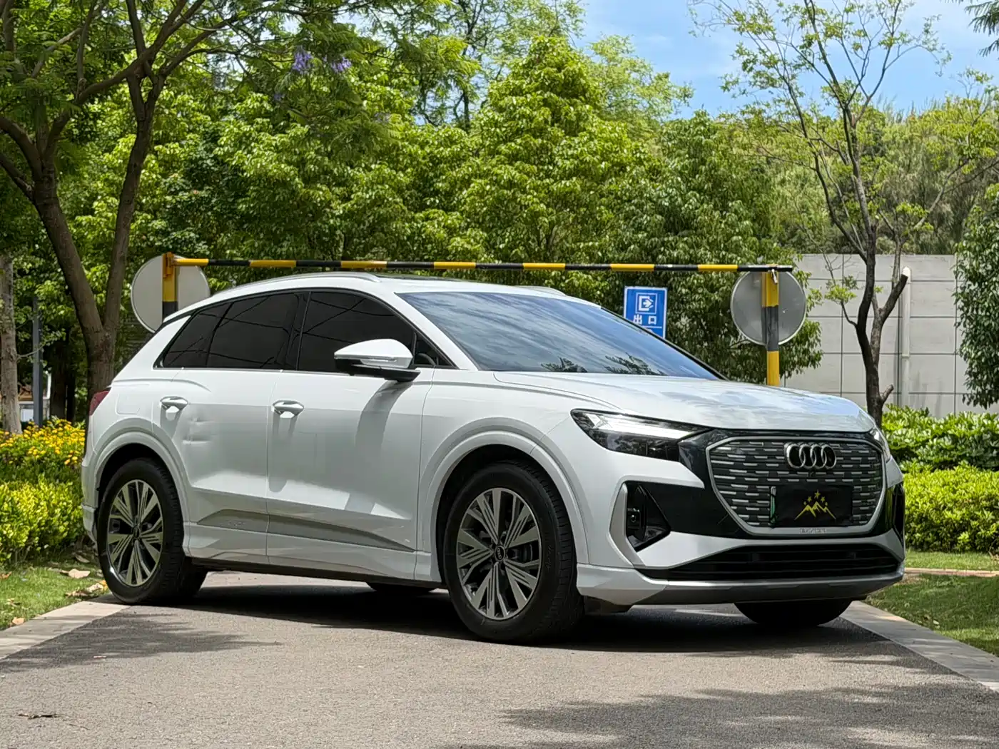 Audi Q4 e-tron 2024 40 e-tron Pioneer Edition фото 3