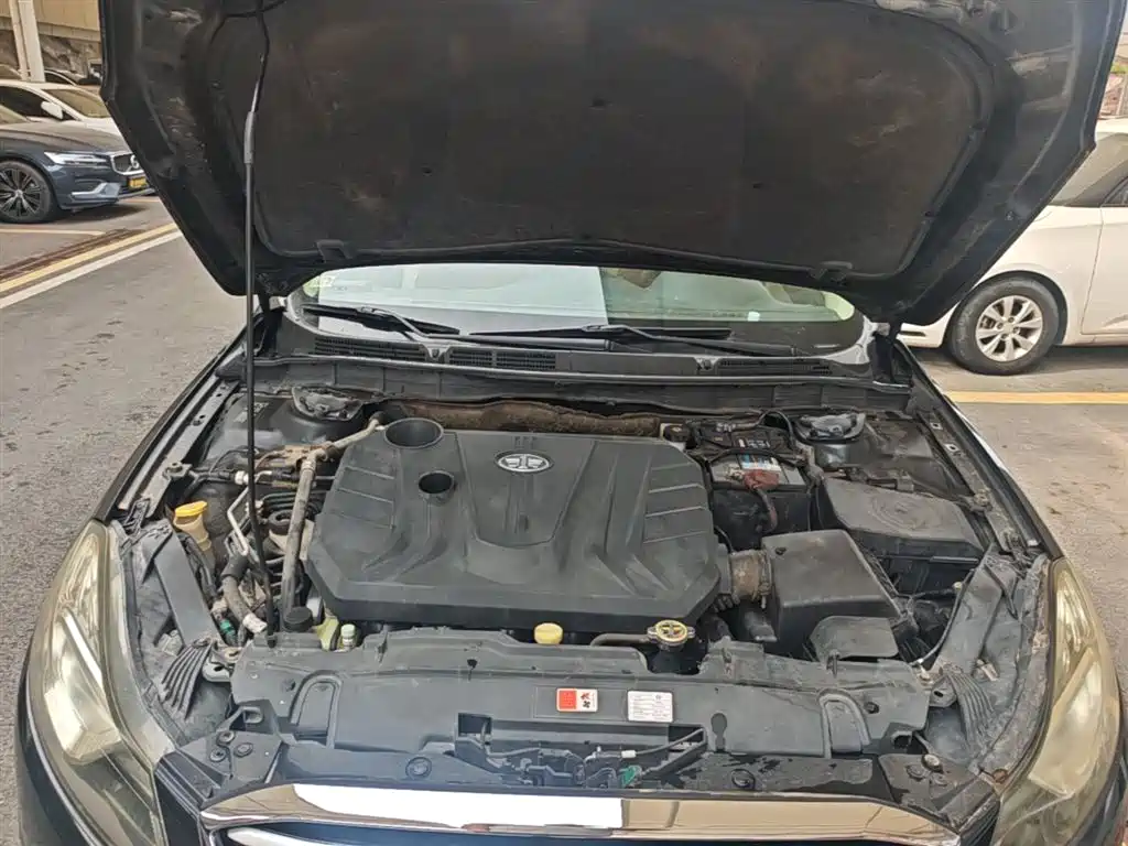 Besturn B70 2015 2014 2.0L Automatic Luxury