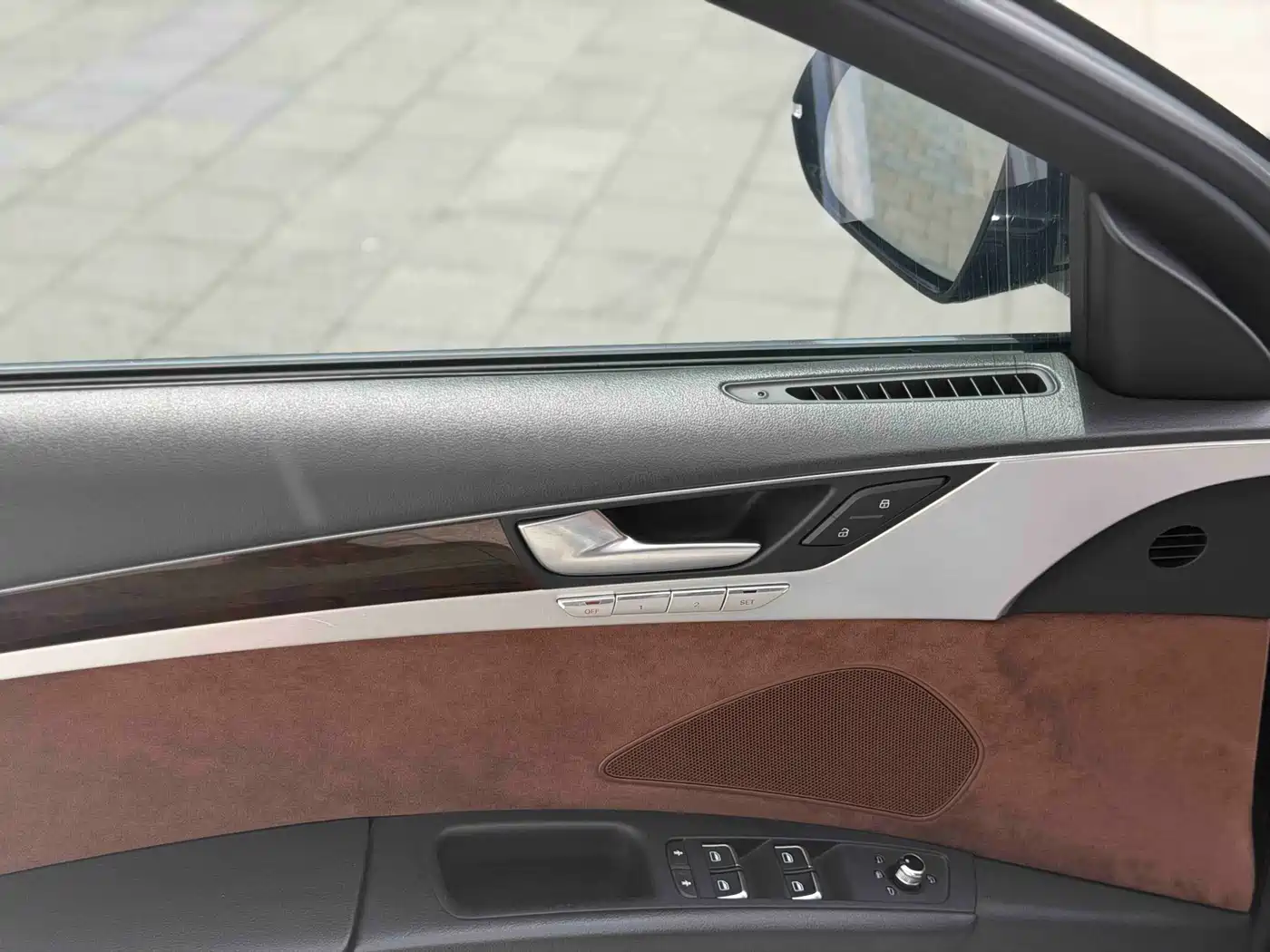 Audi A8 2016 A8L 45 TFSI quattro Comfort фото 5