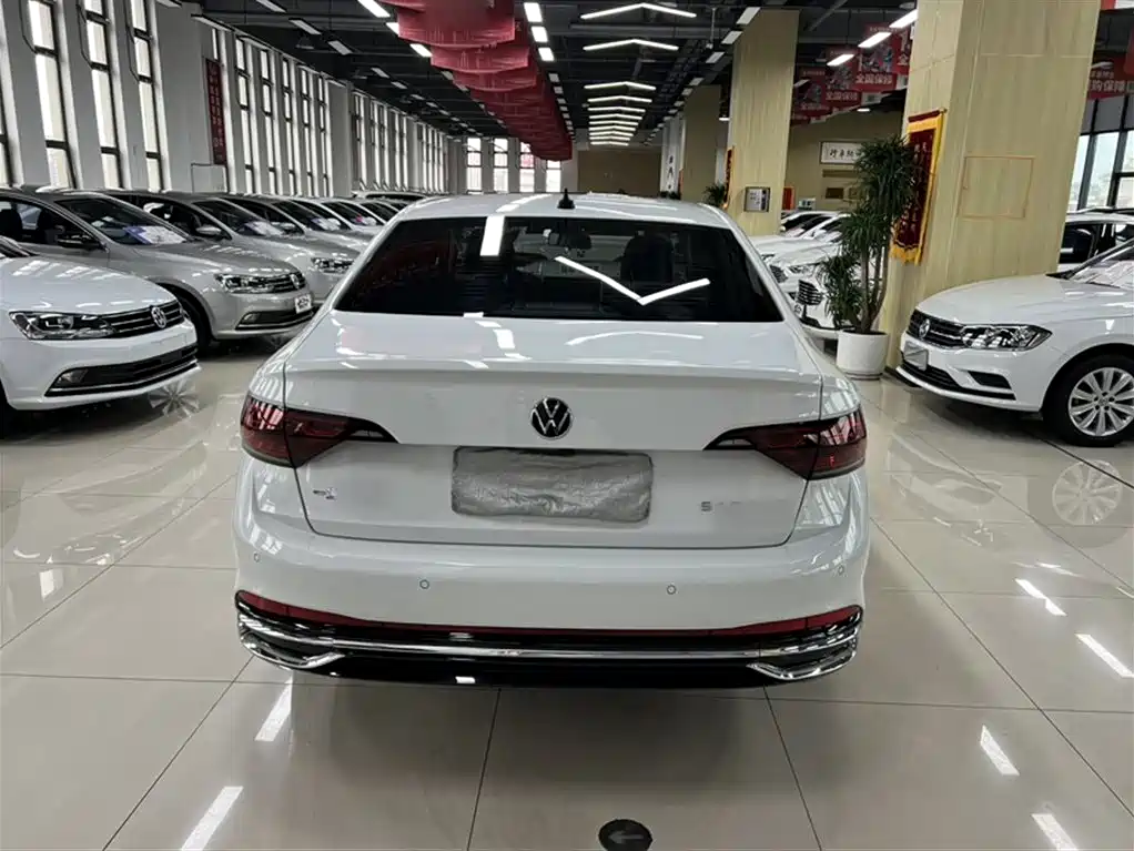 Volkswagen Sagitar 2024 300TSI DSG Surpass Edition фото 13