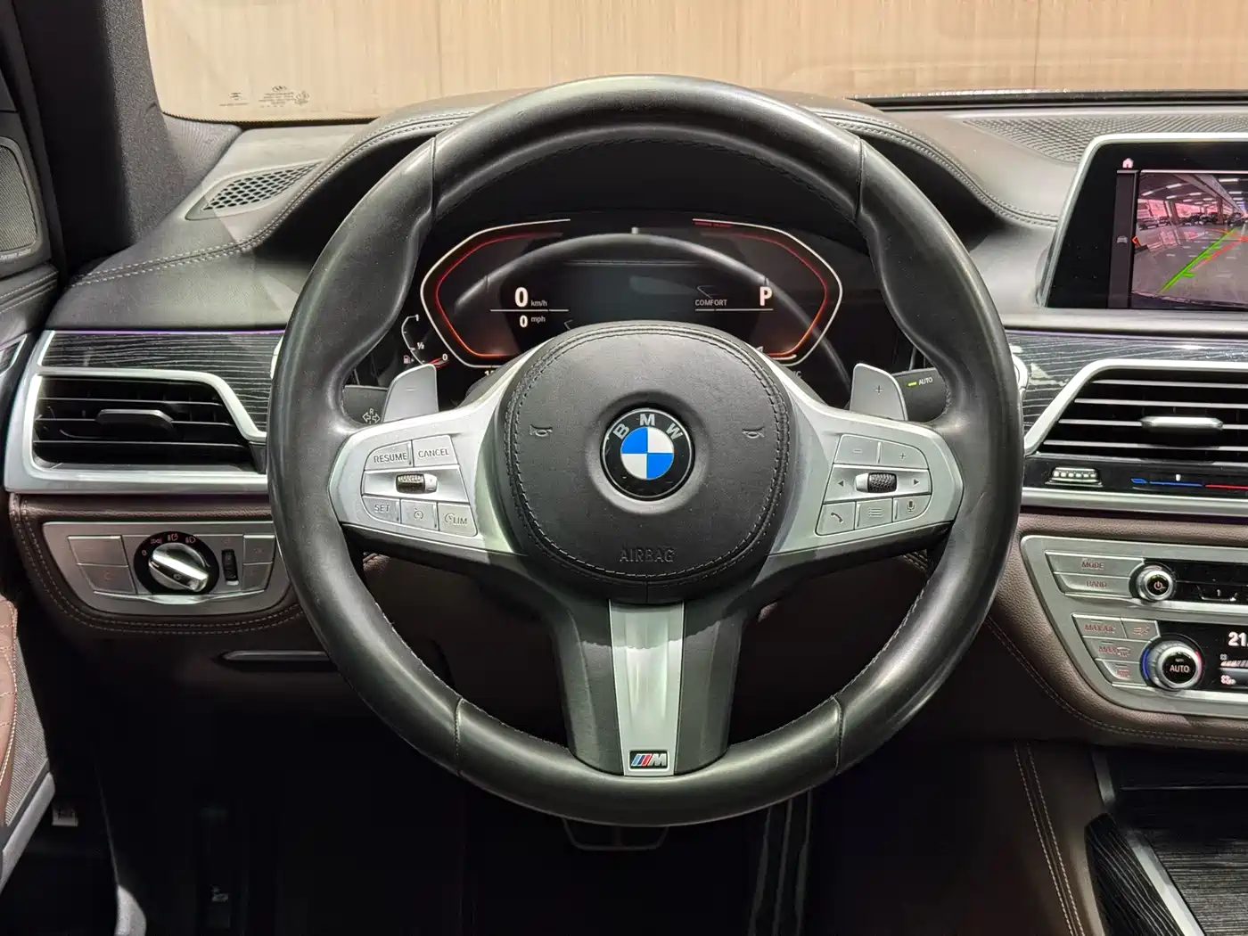 BMW 7 Series 2021 Model 740Li Leading M Sport Package фото 16