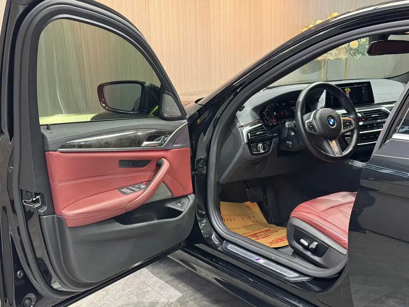 BMW 5 Series 2020 530Li Leading M Sport Package фото 4