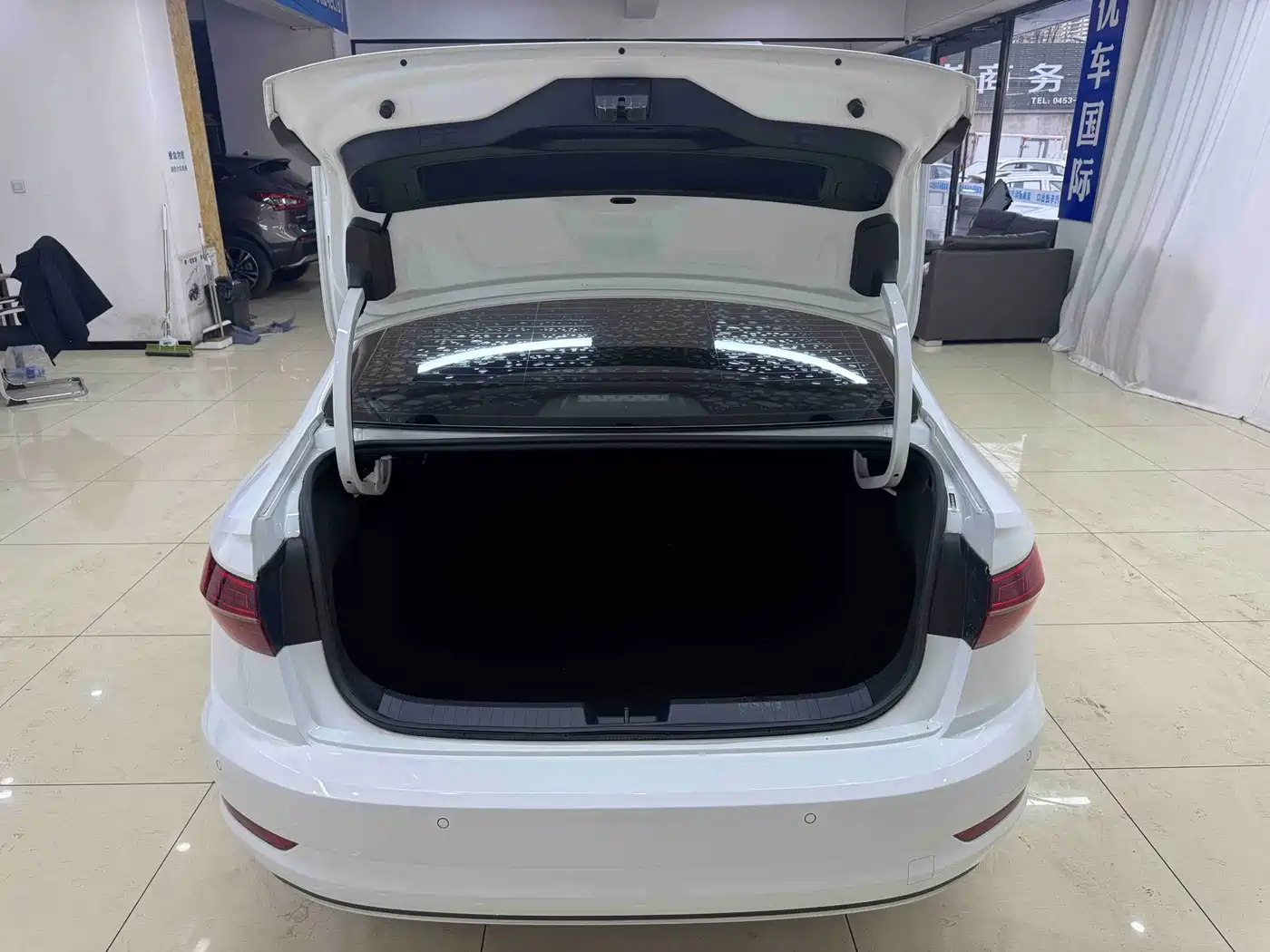 Volkswagen Sagitar 2022 280TSI DSG Surpassing Edition фото 20