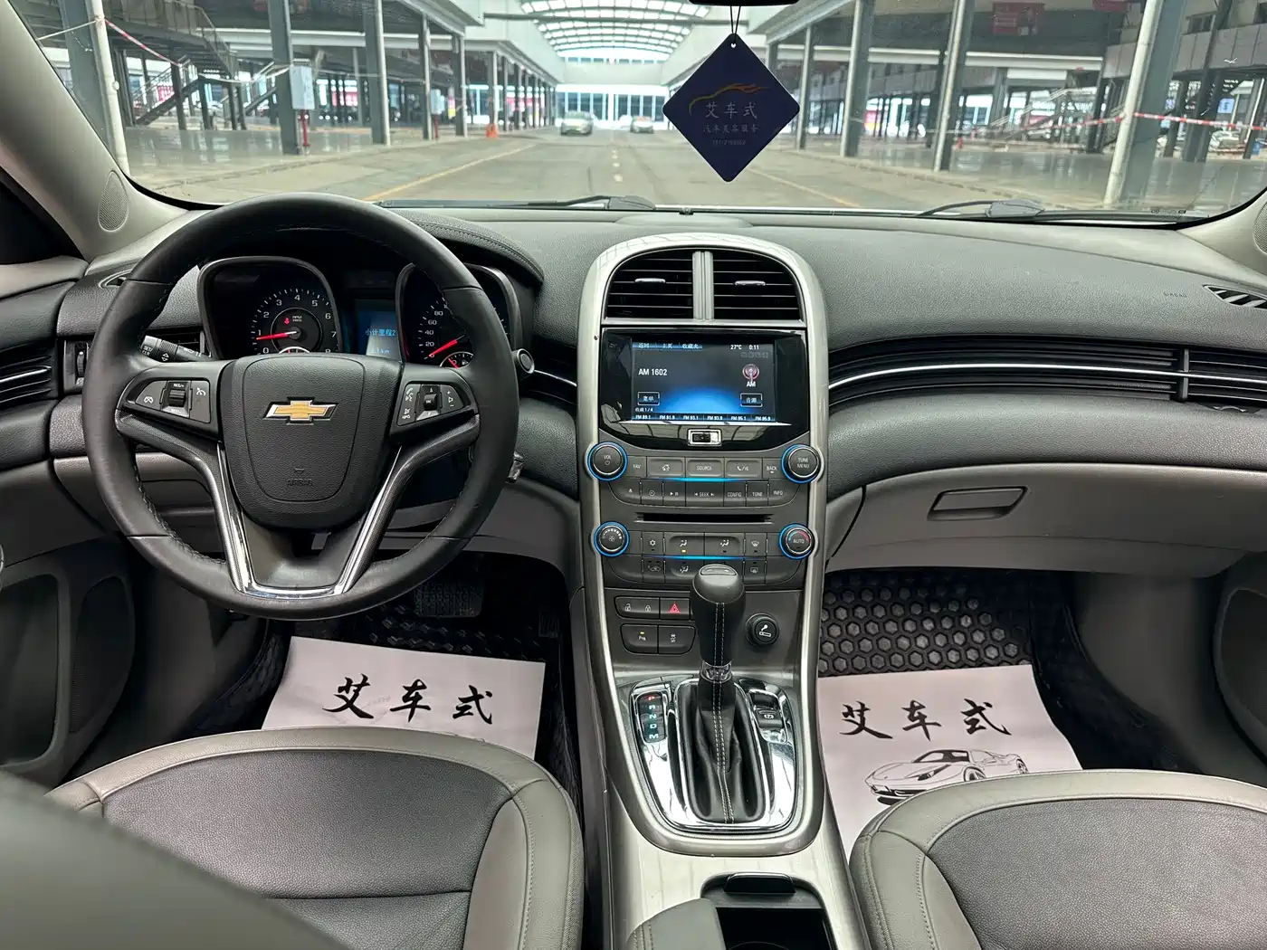 Chevrolet Malibu 2014 2.0L Automatic Luxury фото 11