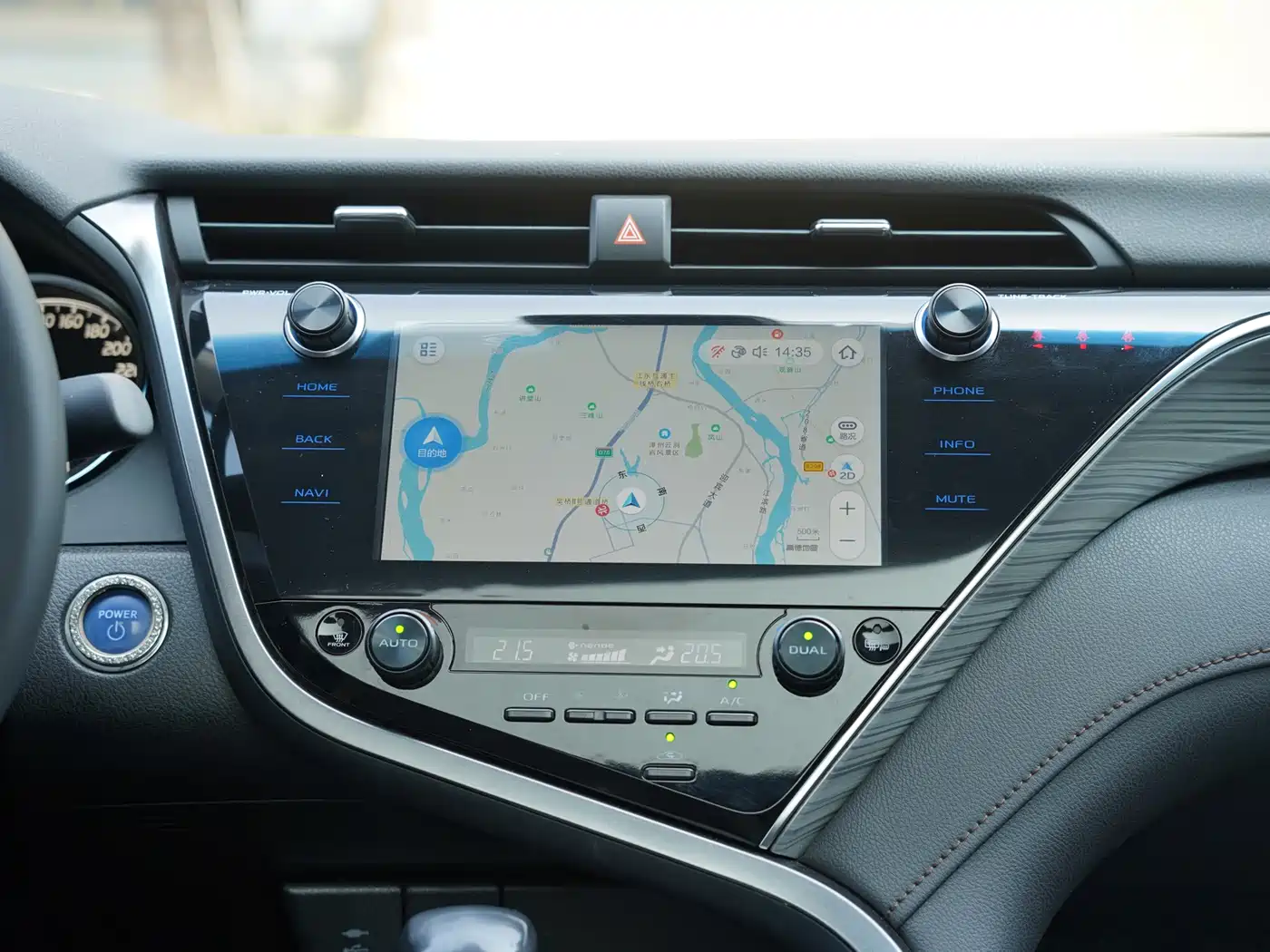 Toyota Camry 2019 Facelift Hybrid 2.5HG Luxury Edition фото 18