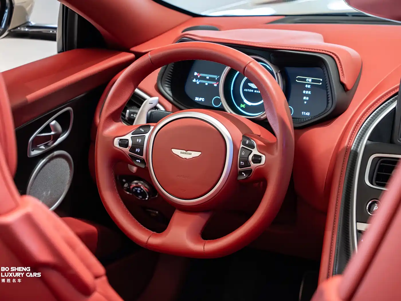 Aston Martin DB11 2019 4.0T V8 Volante фото 15