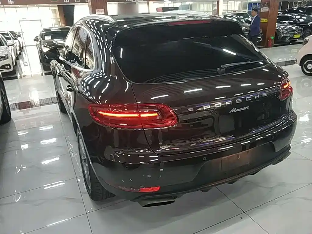 Porsche Macan 2014 Macan 2.0T фото 5