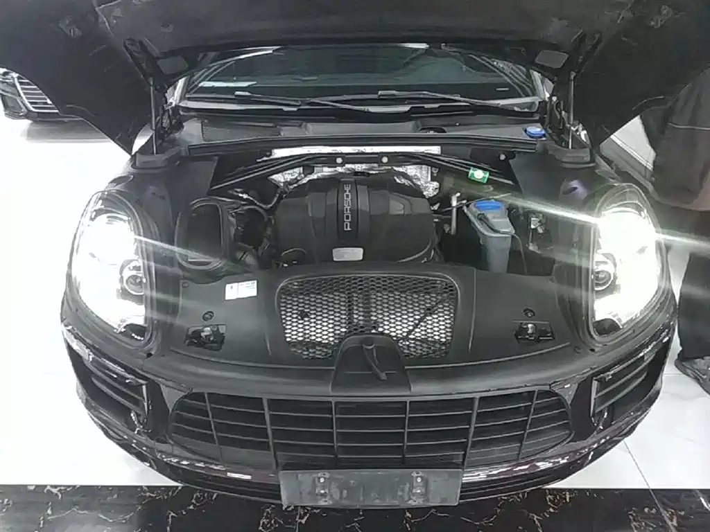 Porsche Macan 2014 Macan 2.0T фото 20