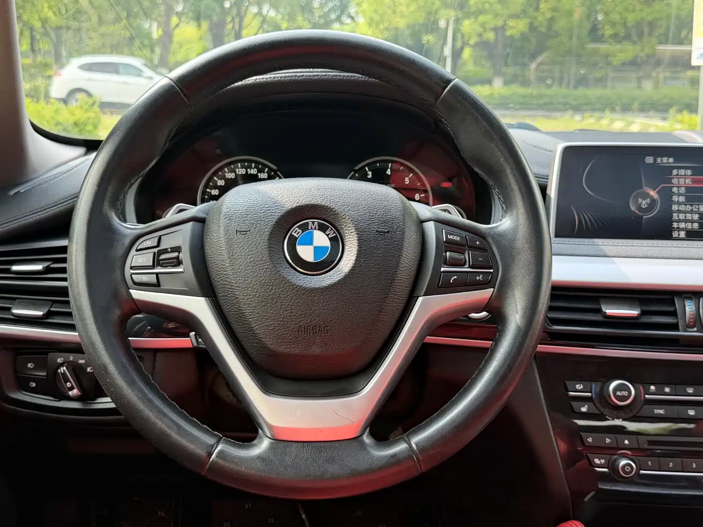 BMW X6 2015 xDrive35i Leading Type фото 8