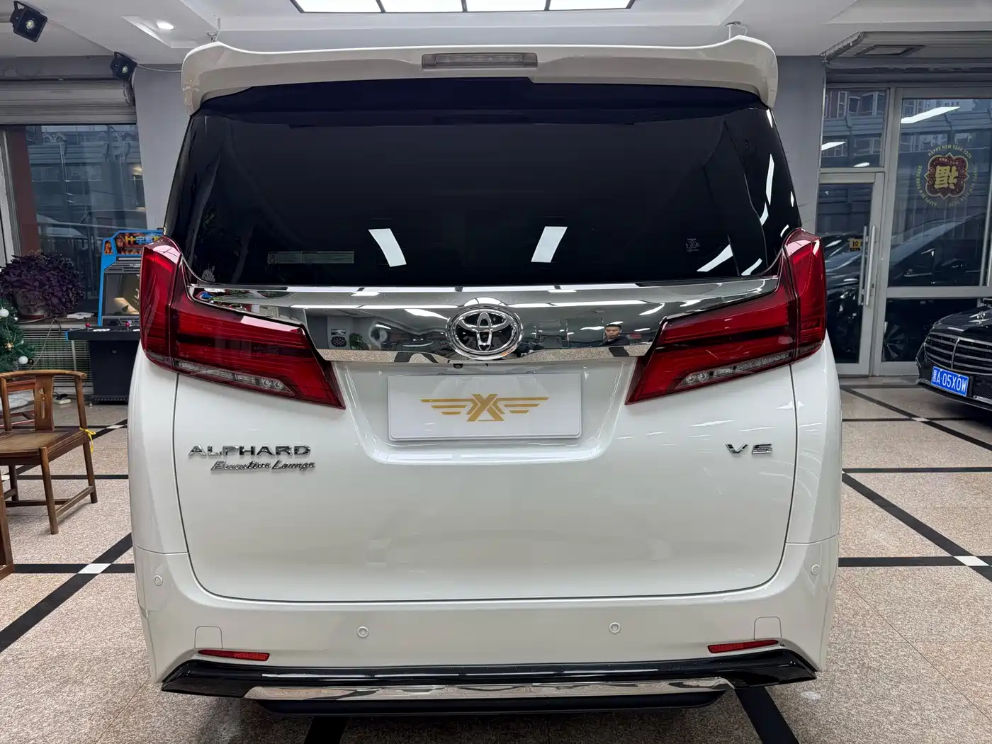 Toyota Alphard 2018 3.5L Premium фото 6