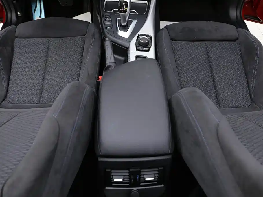 BMW 2 Series (Import) 2018 225i Convertible Coupe M Sport фото 13