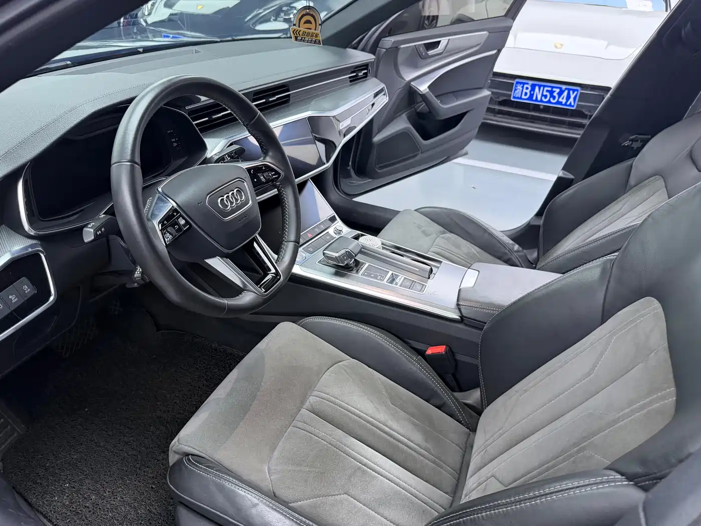 Audi A6L 2020 40 TFSI Luxury Dynamic фото 5