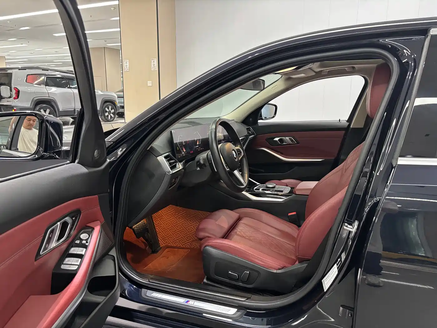 BMW 3 Series 2024 320i M Sport Package фото 10