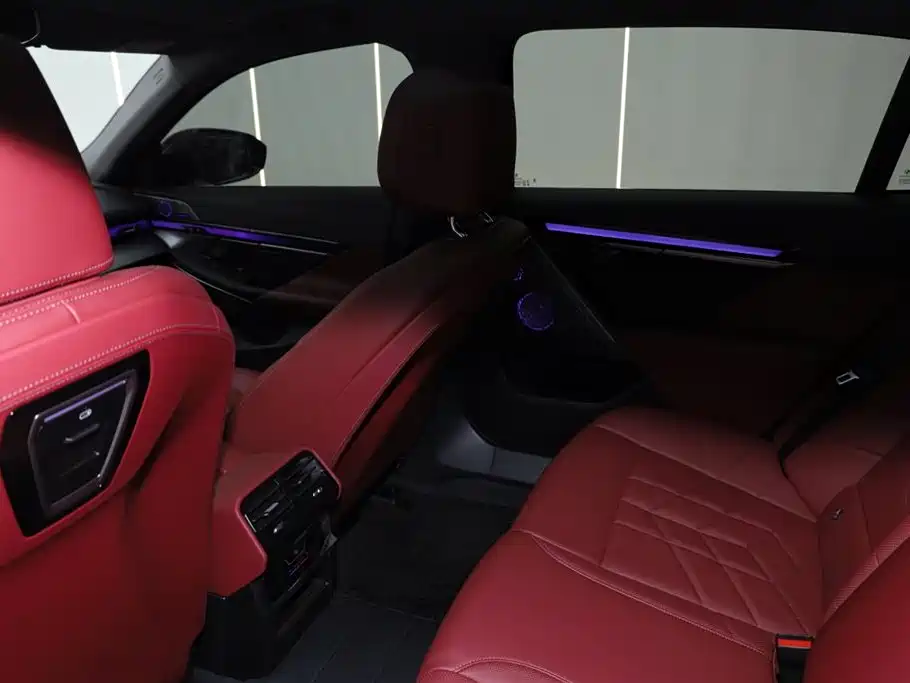 BMW i5 2024 eDrive 35L M Sport Package фото 26