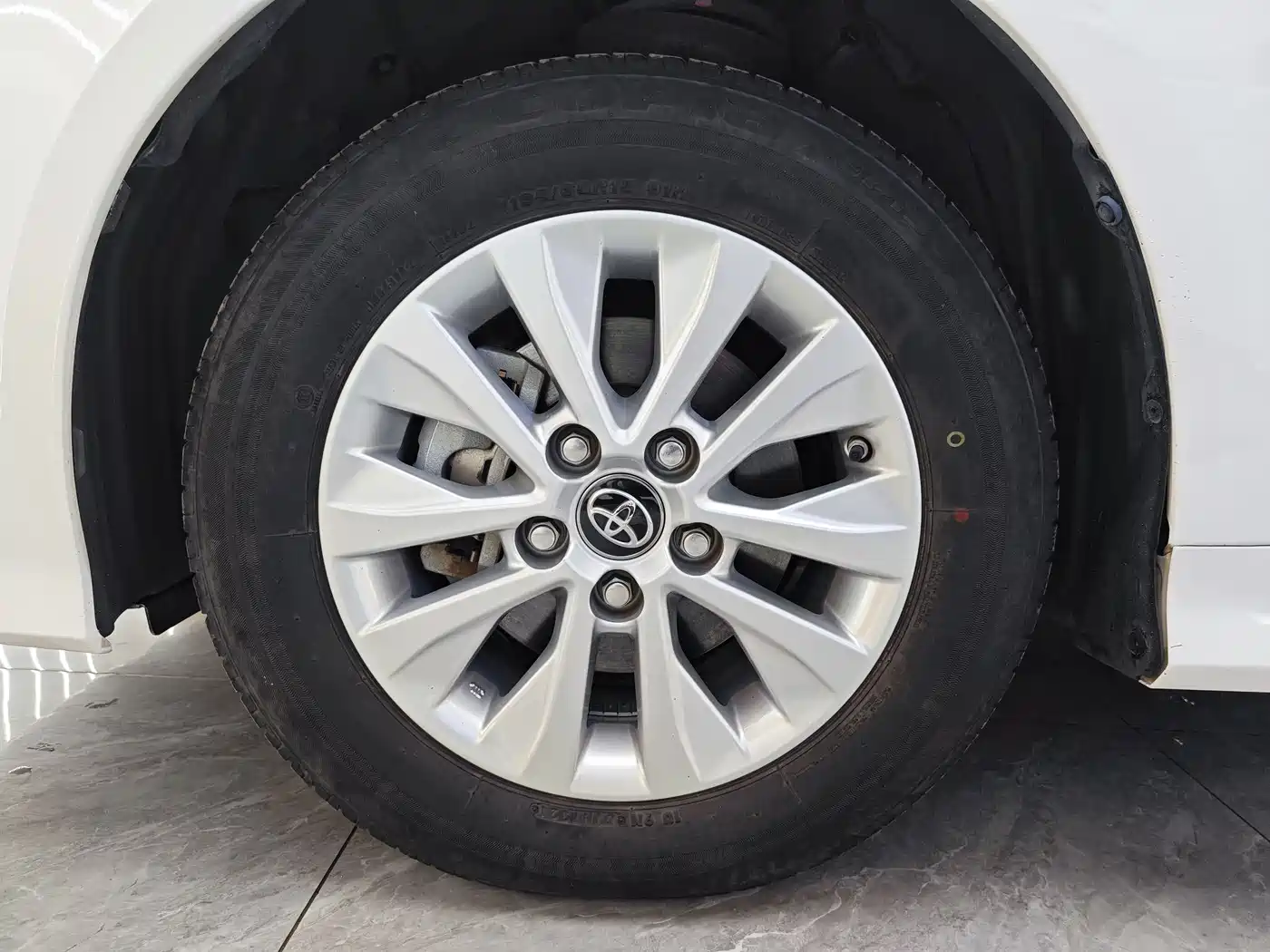 Toyota Corolla 2021 1.2T S-CVT Pioneer PLUS Edition фото 11