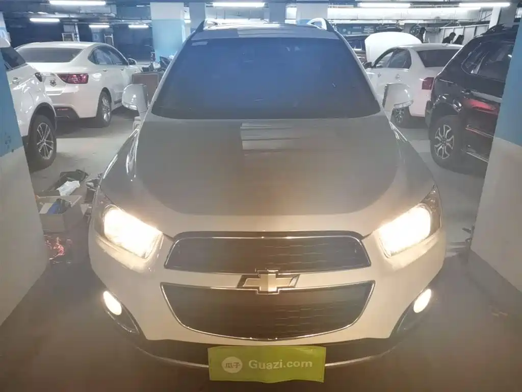 Chevrolet Captiva 2015 2.4L AWD Flagship 7-Seater фото 3