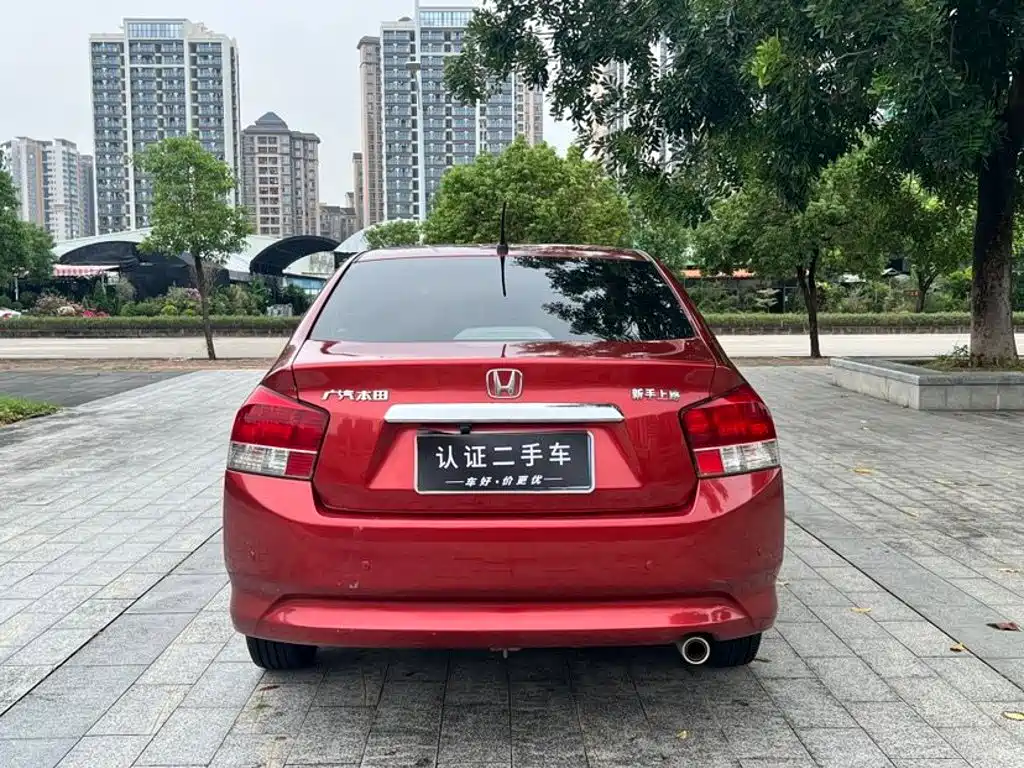 Фото 8 - Honda City Classic