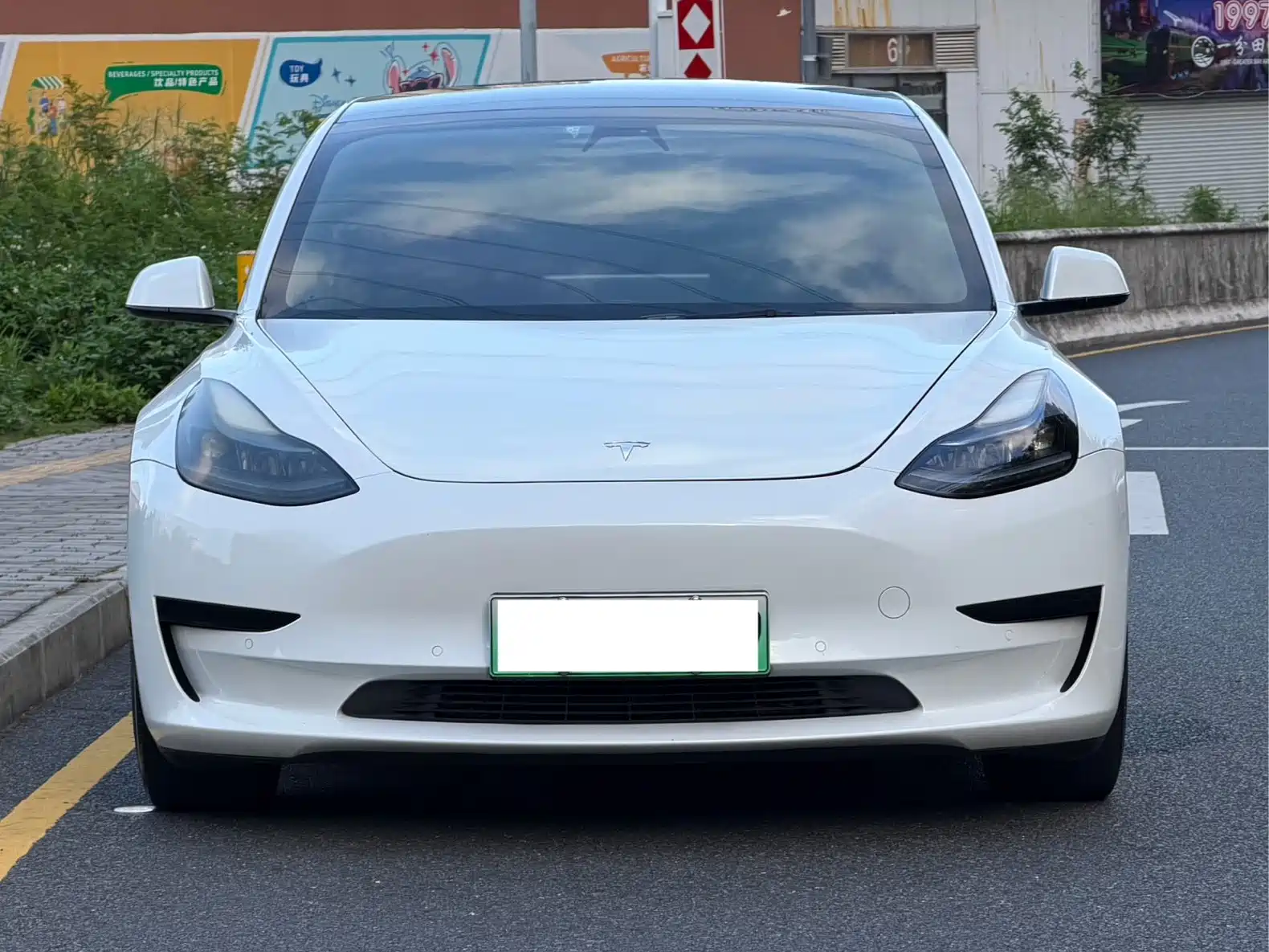 Photo 7 - Tesla Model 3