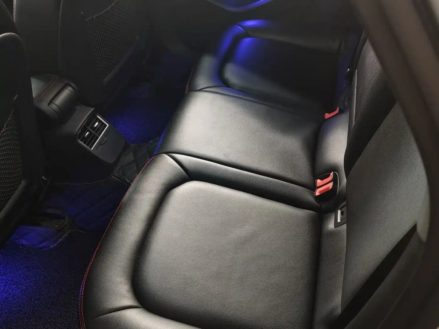 Audi A3 2017 Limousine 35 TFSI Progressive фото 8