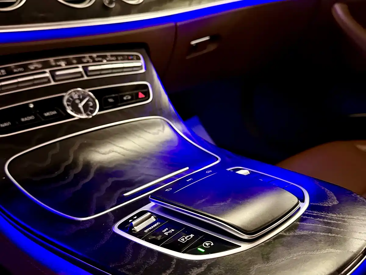 Mercedes-Benz E-Class 2019 E 300 L Sport Luxury фото 16