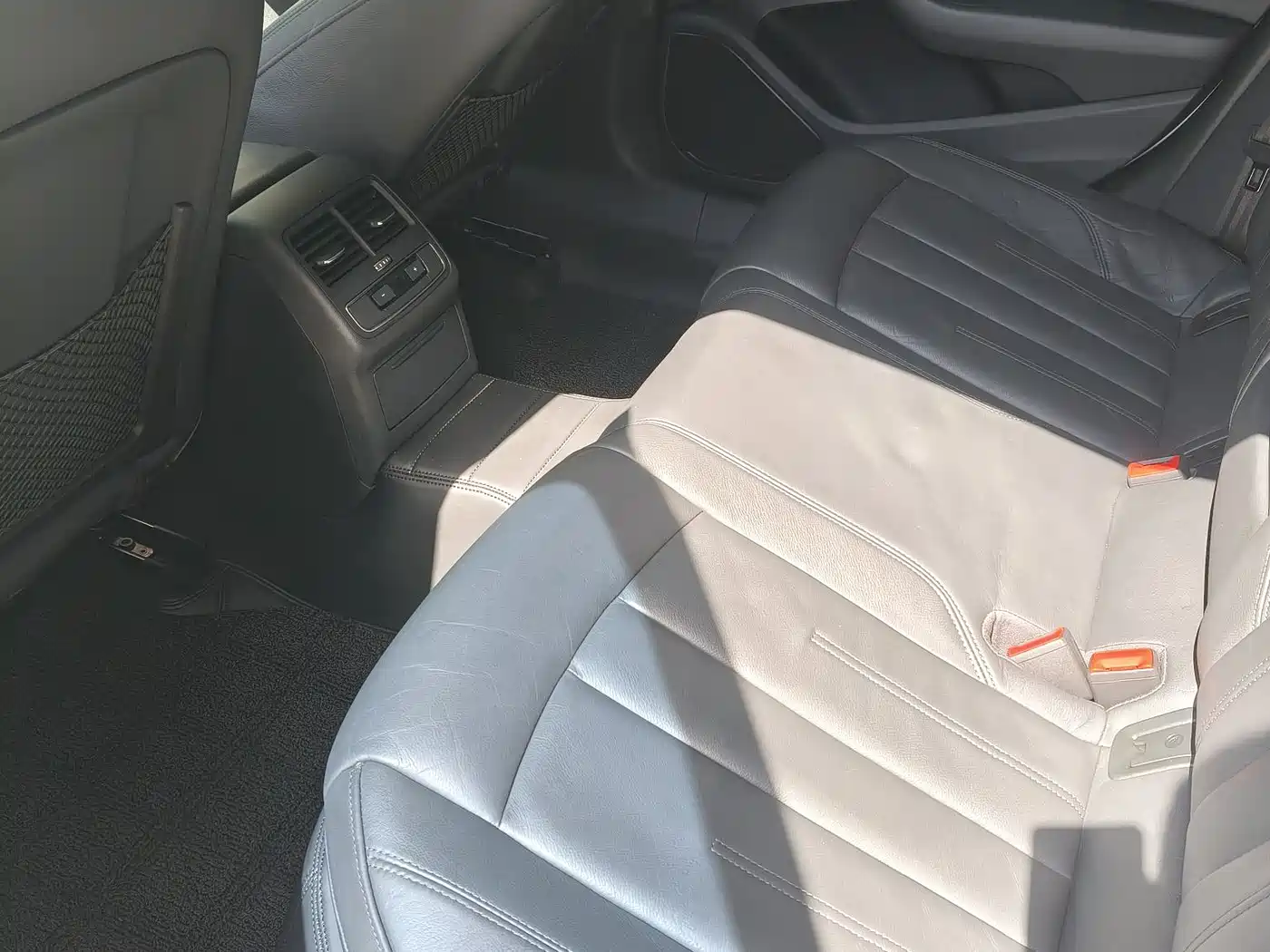 Audi A4L 2017 Plus 40 TFSI Fashion фото 8