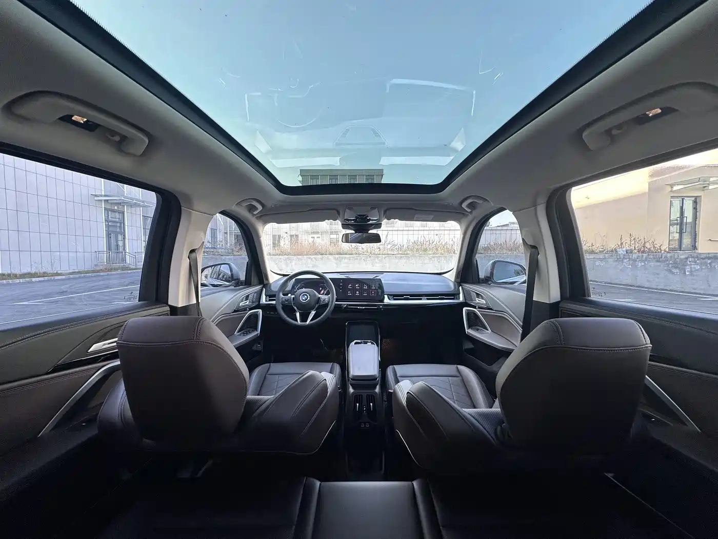 BMW X1 2023 sDrive20Li X Design Package фото 12