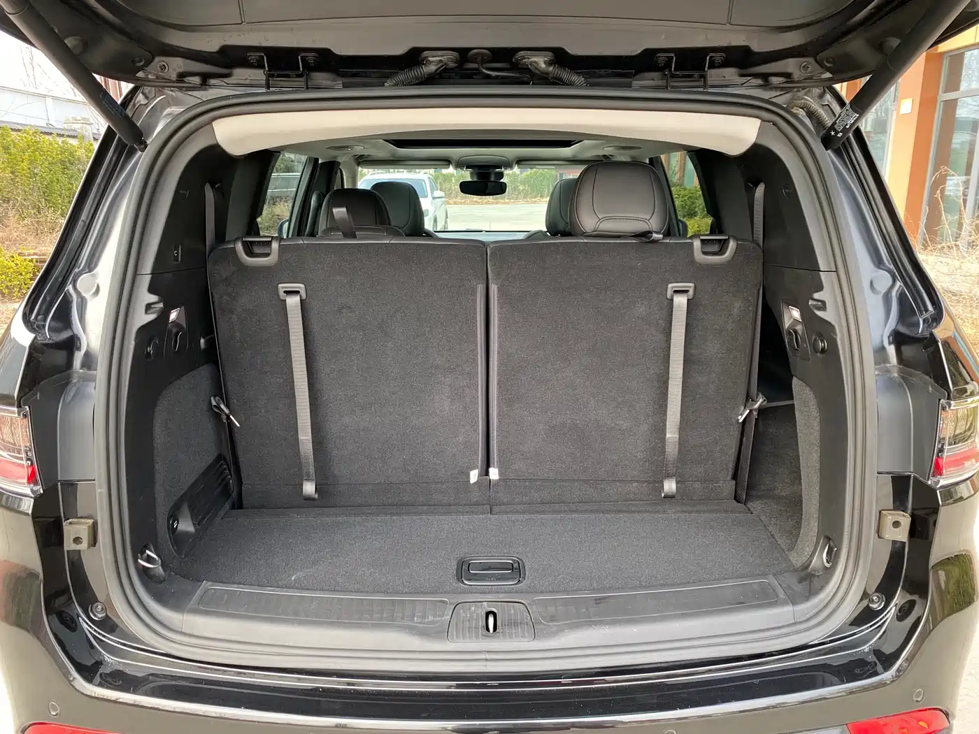 JEEP GRAND COMMANDER