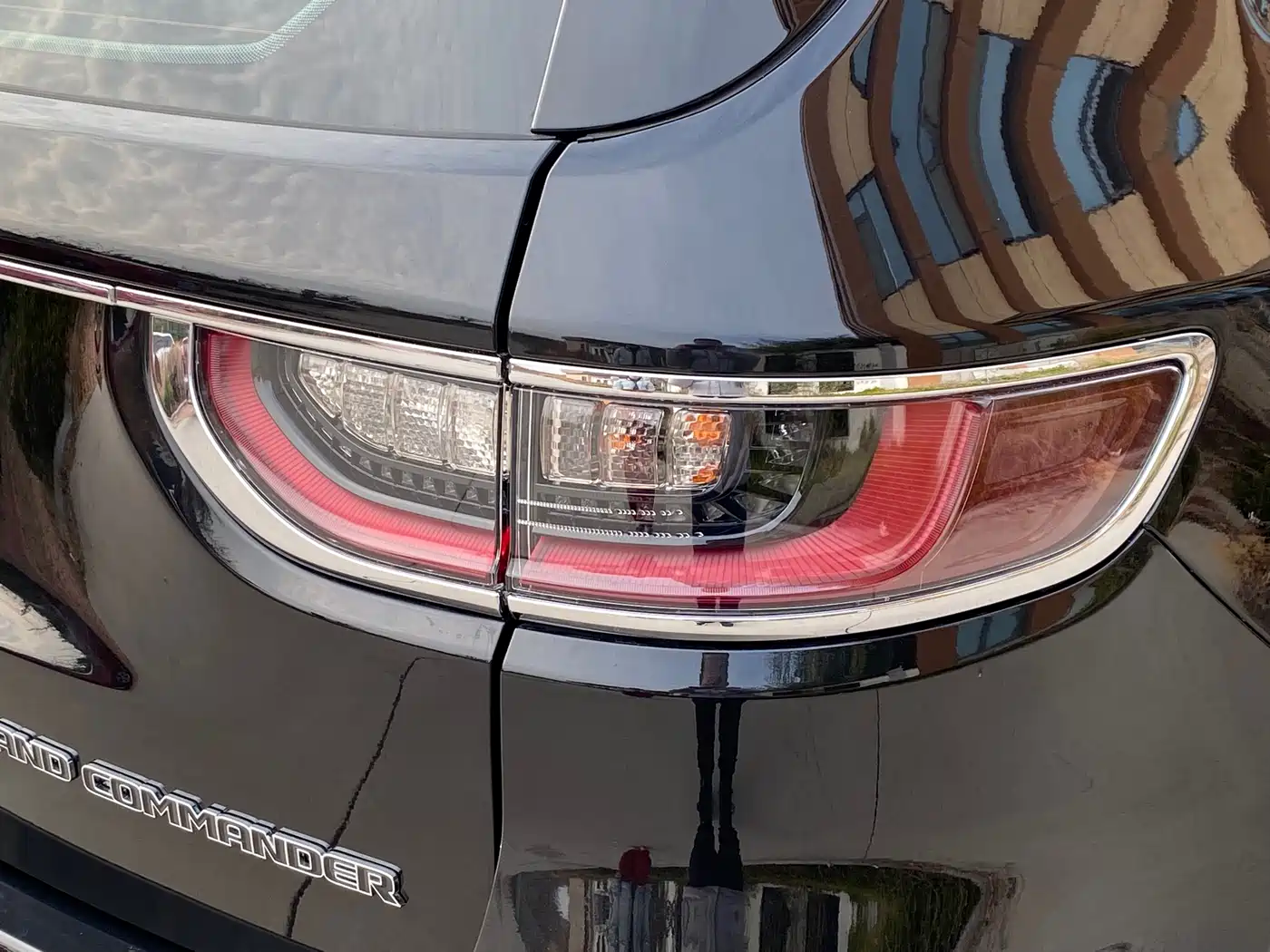 JEEP GRAND COMMANDER