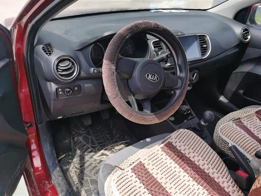Kia Huan Chi 2017 1.4L Manual Smart Fashion фото 12