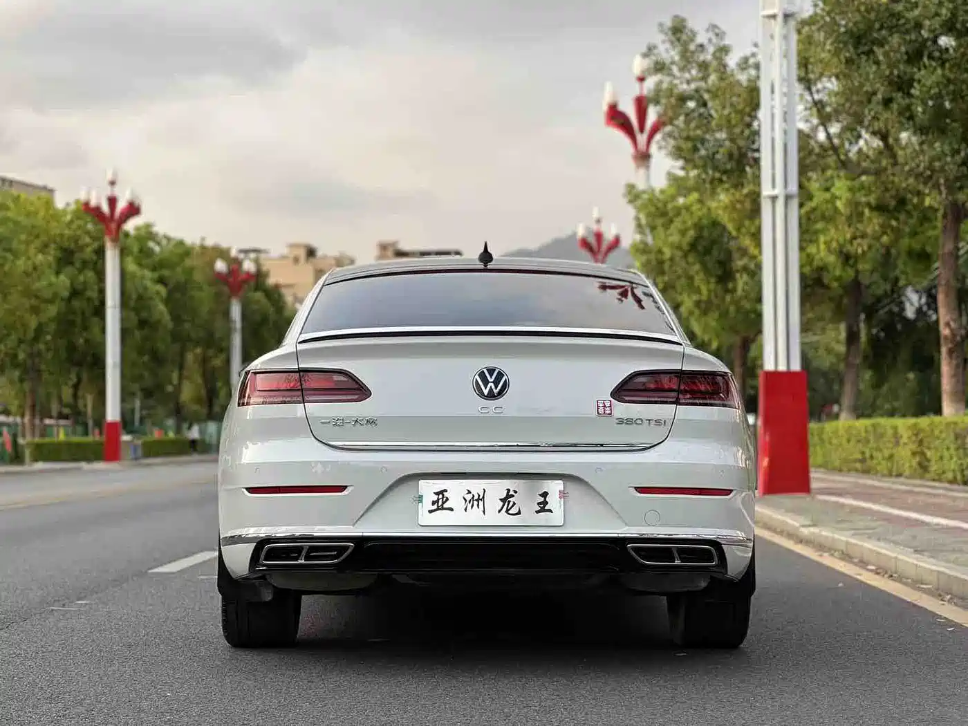 Volkswagen FAW-Volkswagen CC 2021 380TSI Eye-catching Edition фото 5