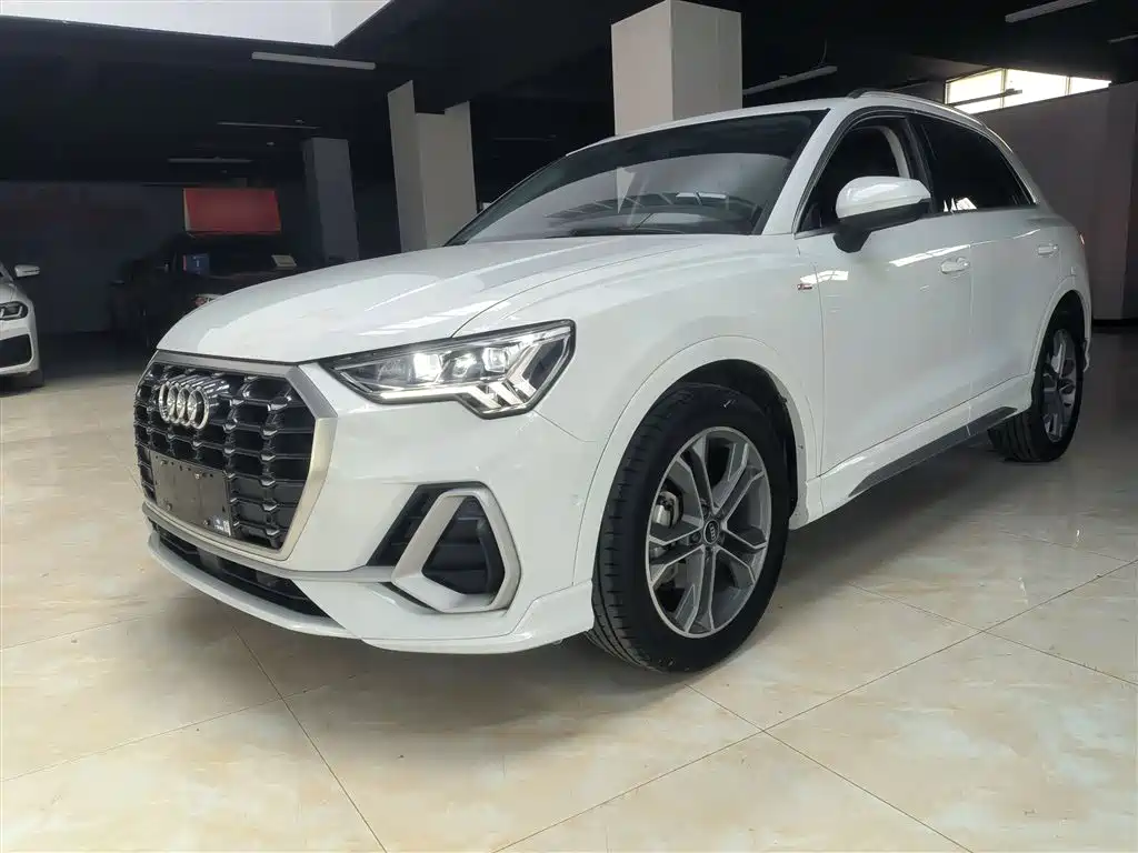 Audi Q3 2022 40 TFSI Fashion Dynamic